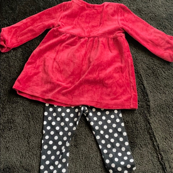 Outfit - Picture 2 of 2